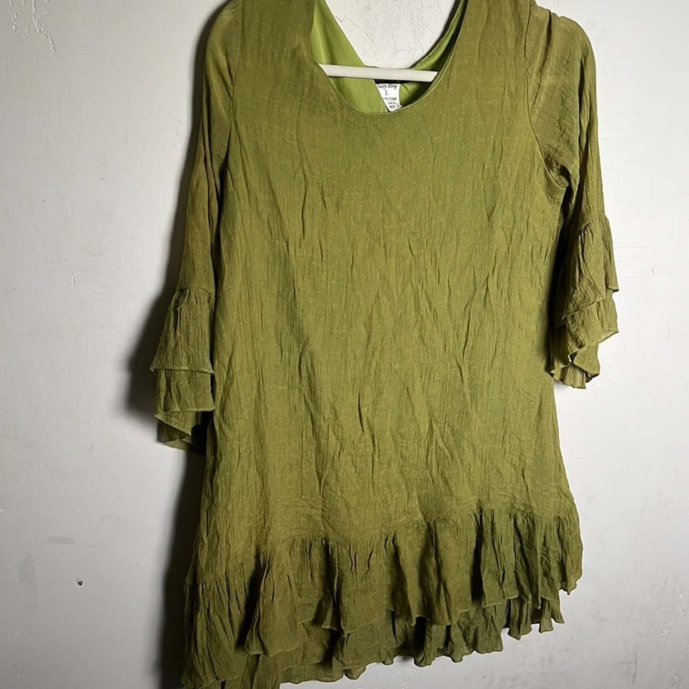 Saasybling green ruffled top/dress size L